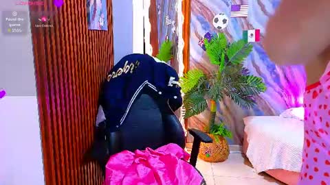 Snapshot of corall_tay1 chatting on 07/18/26, 11:47 corall_tay1 online show from 07/18/26, 11:47
