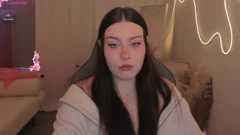 little girl who is always right or just Cora online show from 03/04/26, 05:35