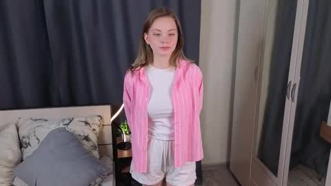 Snapshot of corazonszewczyk chatting on 03/23/26, 02:26 Selina. PVT closed online show from 03/23/26, 02:26