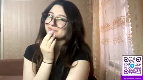 Elisheva online show from 03/27/26, 01:11