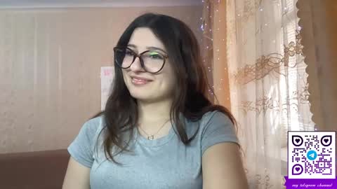 Elisheva online show from 04/25/26, 06:16