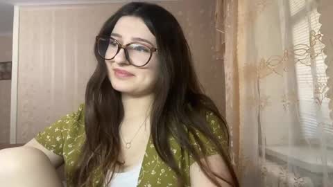 Elisheva online show from 05/07/26, 12:10