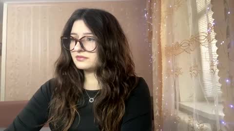 Elisheva online show from 05/08/26, 11:59