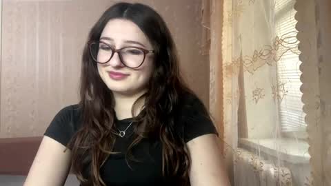 Elisheva online show from 05/11/26, 10:32