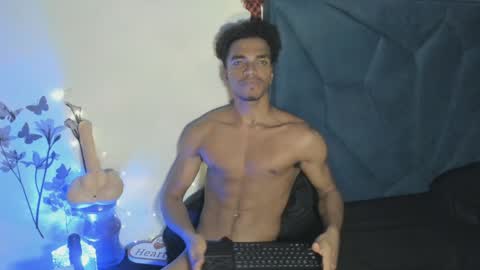 Snapshot of coreyglover chatting on 12/17/24, 09:28 CoreyGlover online show from 12/17/24, 09:28