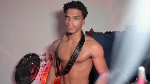 Snapshot of coreyglover chatting on 01/15/25, 07:05 CoreyGlover online show from 01/15/25, 07:05