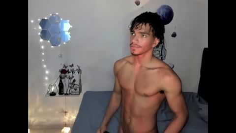 Snapshot of coreyglover chatting on 09/26/25, 07:45 CoreyGlover online show from 09/26/25, 07:45