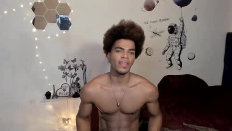 Snapshot of coreyglover chatting on 11/06/25, 08:48 CoreyGlover online show from 11/06/25, 08:48