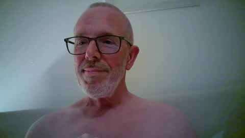 Snapshot of coriolis1957 chatting on 06/01/26, 10:00 coriolis1957 online show from 06/01/26, 10:00