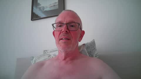 Snapshot of coriolis1957 chatting on 07/25/26, 02:03 coriolis1957 online show from 07/25/26, 02:03