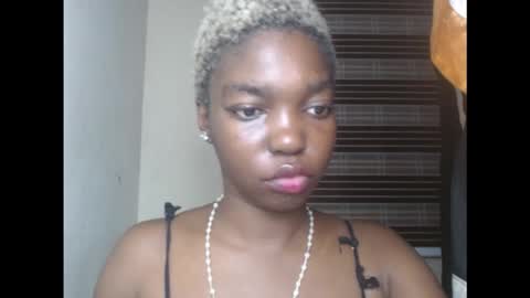 cornxcuntx online show from 09/15/25, 07:47