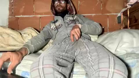 Corrado online show from 12/05/24, 02:33