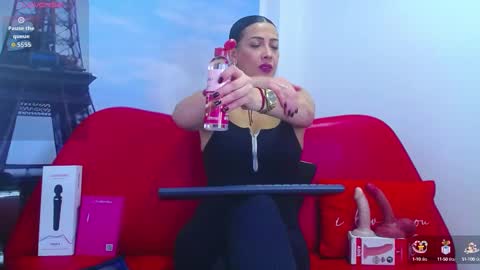 cortney tayler online show from 10/04/25, 12:14