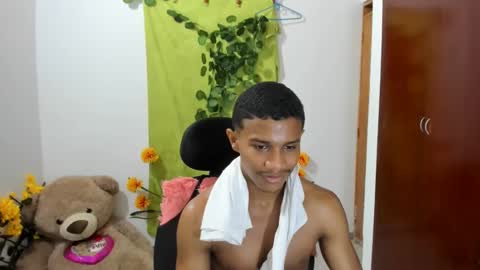 Ethan  online show from 01/17/25, 03:12