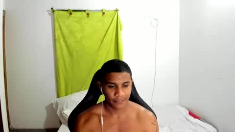 Ethan  online show from 06/25/26, 05:12