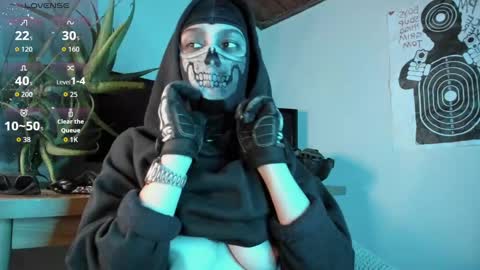 cos_operator online show from 09/24/25, 05:27