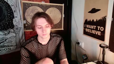 Snapshot of cosmonudes chatting on 01/23/25, 07:54 Barry online show from 01/23/25, 07:54
