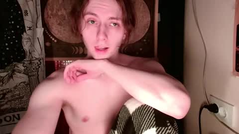 Snapshot of cosmonudes chatting on 02/22/25, 12:05 Barry online show from 02/22/25, 12:05