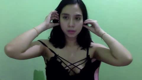 Liz Gwyneth Charlota online show from 04/29/26, 12:09