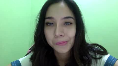 Liz Gwyneth Charlota online show from 05/03/26, 07:14