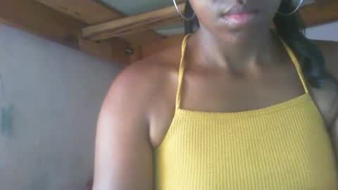 Snapshot of couleur_vanille chatting on 12/26/24, 05:58 couleur_vanille online show from 12/26/24, 05:58