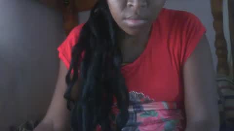 Snapshot of couleur_vanille chatting on 02/25/25, 06:58 couleur_vanille online show from 02/25/25, 06:58