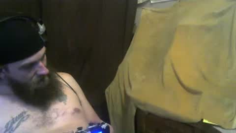 Snapshot of countryfuckers chatting on 01/02/25, 10:16 Alaskawildcouple online show from 01/02/25, 10:16