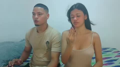 Snapshot of couple777sexy chatting on 10/09/25, 08:07 Andri online show from 10/09/25, 08:07