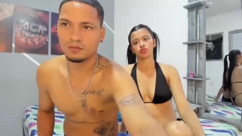 Snapshot of couple777sexy chatting on 04/20/26, 01:41 Andri online show from 04/20/26, 01:41