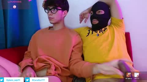 Snapshot of couple_hotfd chatting on 03/28/26, 05:07 Couple hotFD online show from 03/28/26, 05:07
