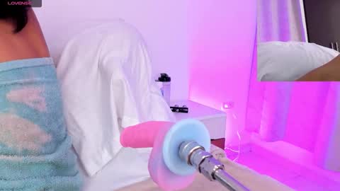 Maria  online show from 09/11/25, 10:59