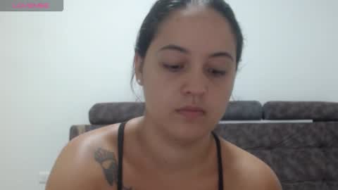  ALEJANDRO Y EMILY  online show from 02/18/26, 07:43