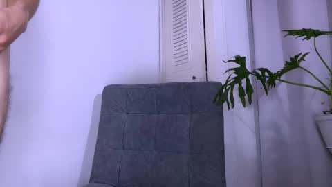 Snapshot of couple_sexxo chatting on 12/20/25, 03:46 Couple sexxo online show from 12/20/25, 03:46