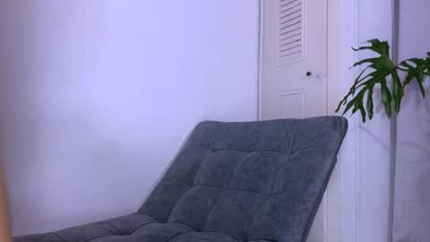 Snapshot of couple_sexxo chatting on 12/22/25, 02:52 Couple sexxo online show from 12/22/25, 02:52