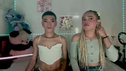 ALEXA  KIM online show from 09/25/25, 08:45