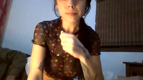 BelloyBella online show from 05/17/26, 04:43