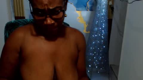 Snapshot of couplehot4uxx chatting on 03/14/26, 04:40 luckyalysonXXX online show from 03/14/26, 04:40