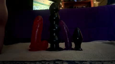 Snapshot of coupleincrime chatting on 03/27/26, 04:51 coupleincrime online show from 03/27/26, 04:51