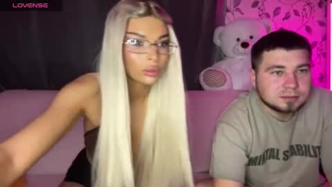 Emily  Ryan online show from 11/01/25, 08:22