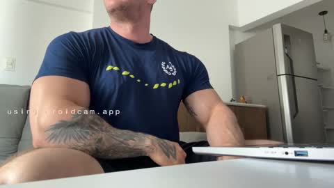 couplemuscle40 online show from 09/30/25, 11:48