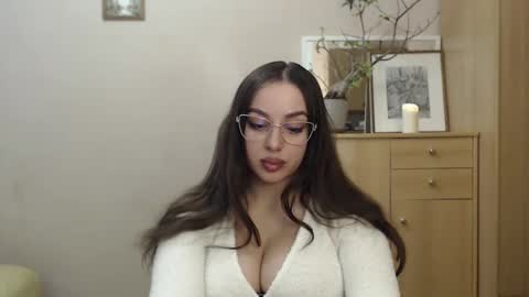 Courtney online show from 03/02/25, 03:27