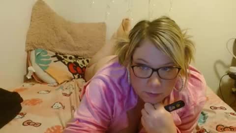 courtnylyn online show from 02/01/25, 01:44