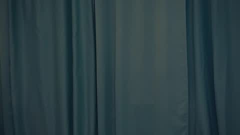 Yui online show from 02/14/25, 02:02