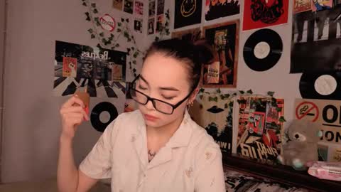 Yuna online show from 11/30/25, 08:57