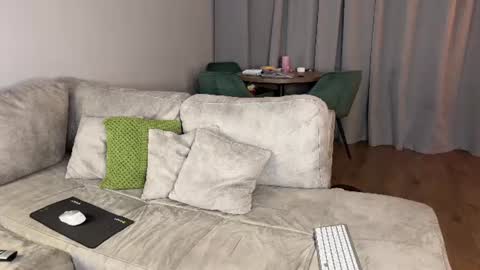 CoverM online show from 06/19/26, 11:14