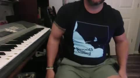 Snapshot of cowboy190087 chatting on 04/04/26, 04:55 cowboy190087 online show from 04/04/26, 04:55