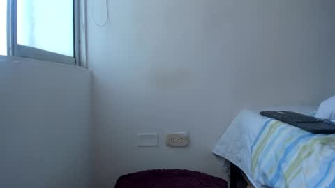 Marce  Online 1pm - 7pm gmt-5 online show from 12/19/25, 01:29