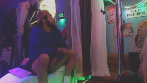 Snapshot of cpl4morethan1 chatting on 10/31/25, 08:59 cpl4morethan1 online show from 10/31/25, 08:59