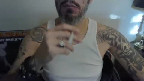 Snapshot of cpl_inlove chatting on 11/15/25, 01:40 cpl_inlove online show from 11/15/25, 01:40