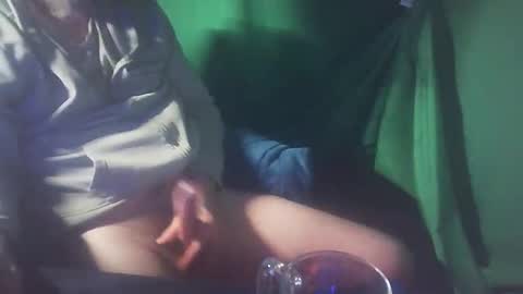 Snapshot of cptjacksparrow22512668 chatting on 11/15/25, 03:37 cptjacksparrow online show from 11/15/25, 03:37